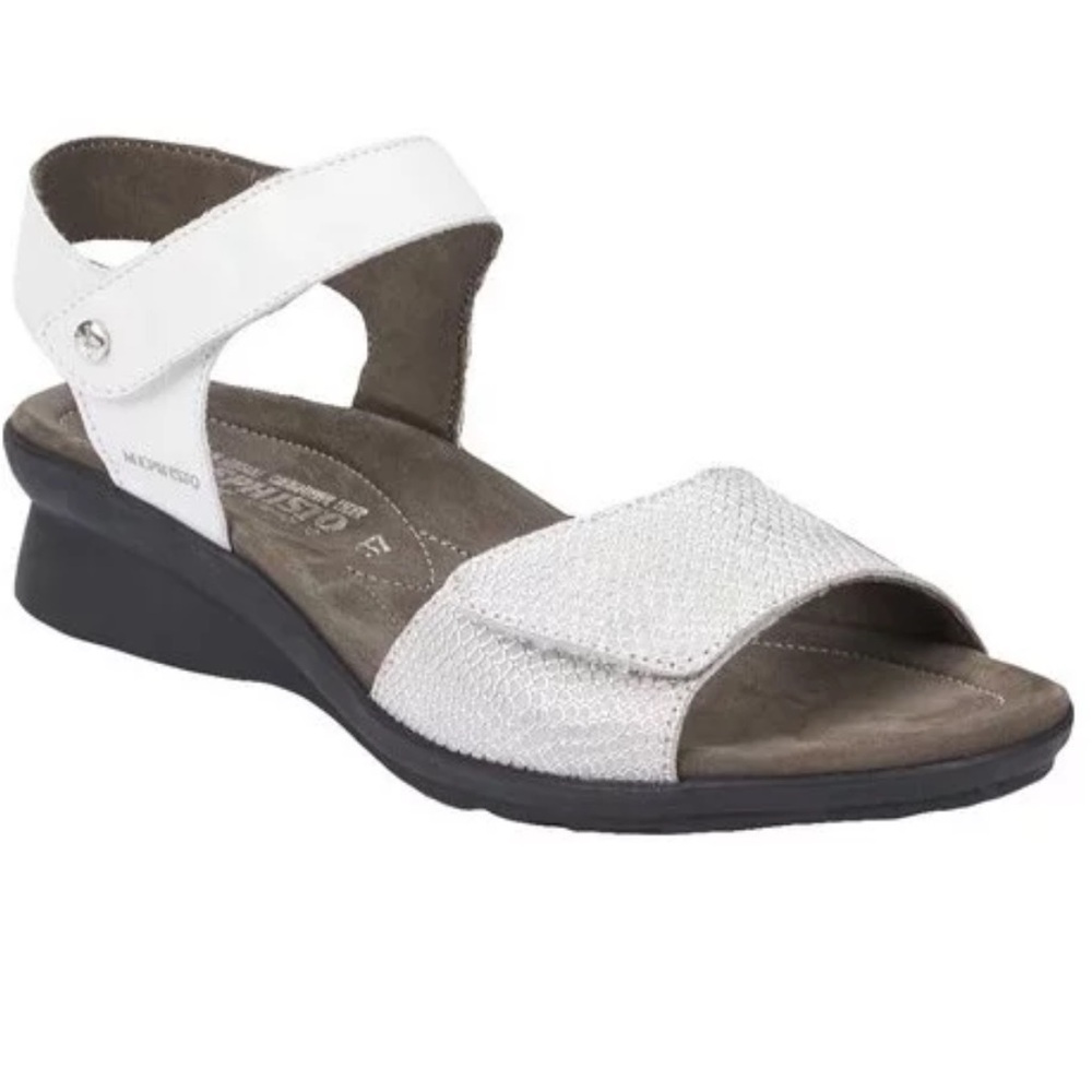 Mephisto Metallic Strap-on Sandals Size 38 (US 8)